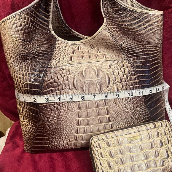 Brahmin Shopper Eclipse Melbourne tote and Suri wallet - Picture 12 of 15